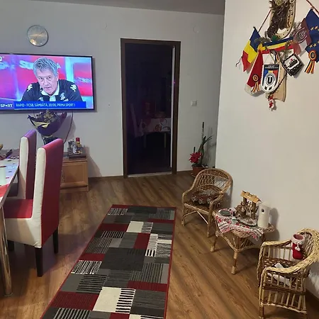 Casa De Vacanta Ovy Campsite *